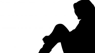 స్కూల్ కి వెళ్లే బాలికను గర్భవతిని చేసిన యువకుడు, boy cheated a girl